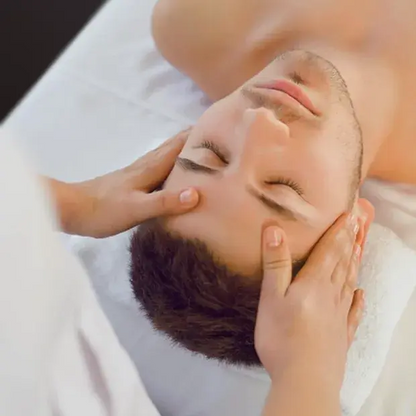 Ansiktsbehandling LuxyBelle Clinic